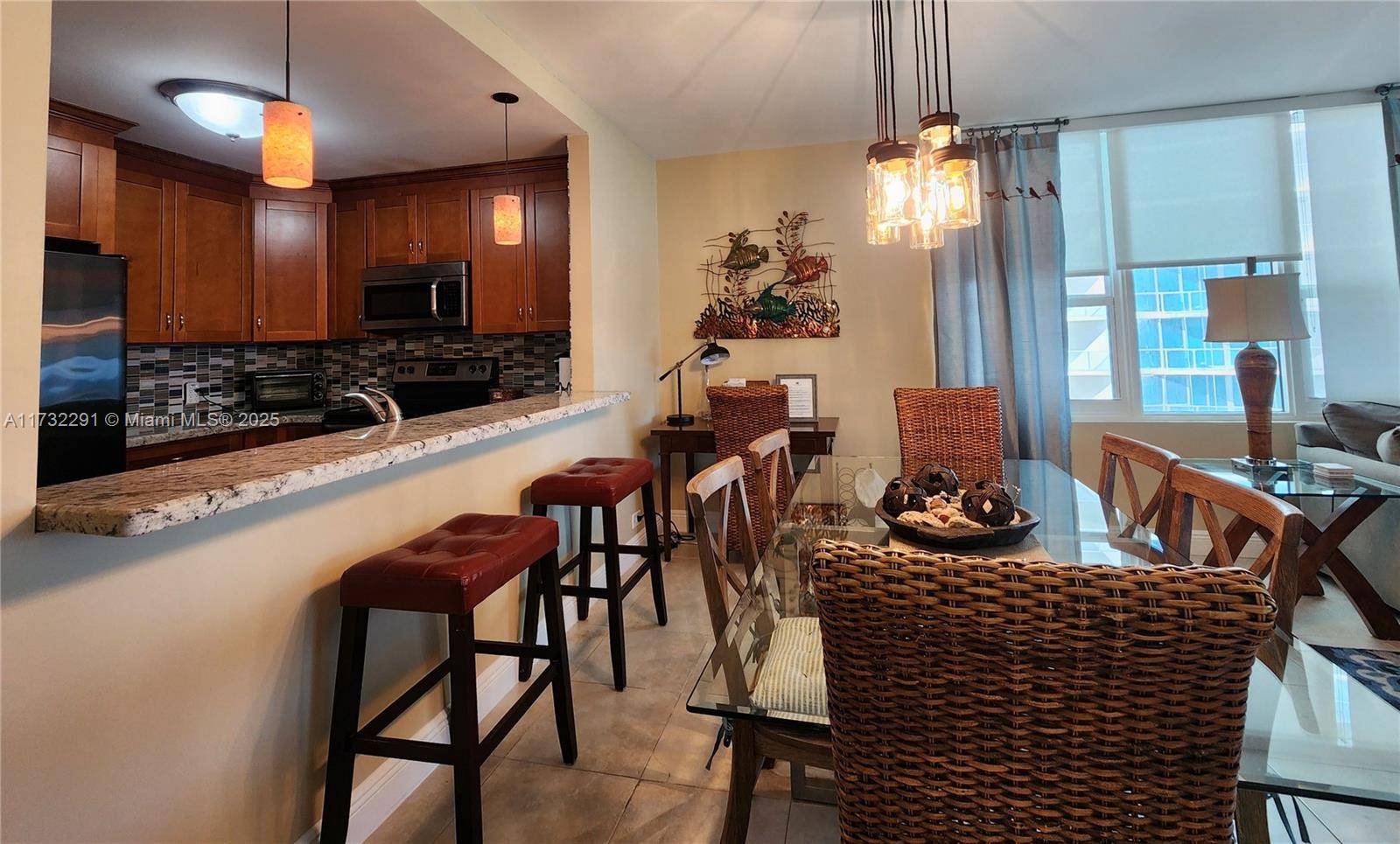 Hollywood, FL 33019,3505 S Ocean Dr #1206