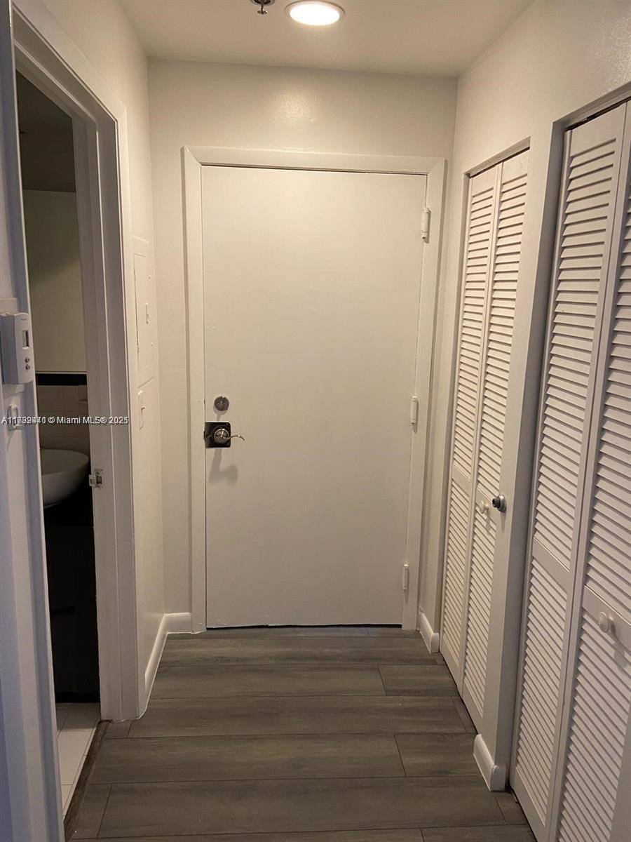 Miami Beach, FL 33139,1244 Pennsylvania Ave #101