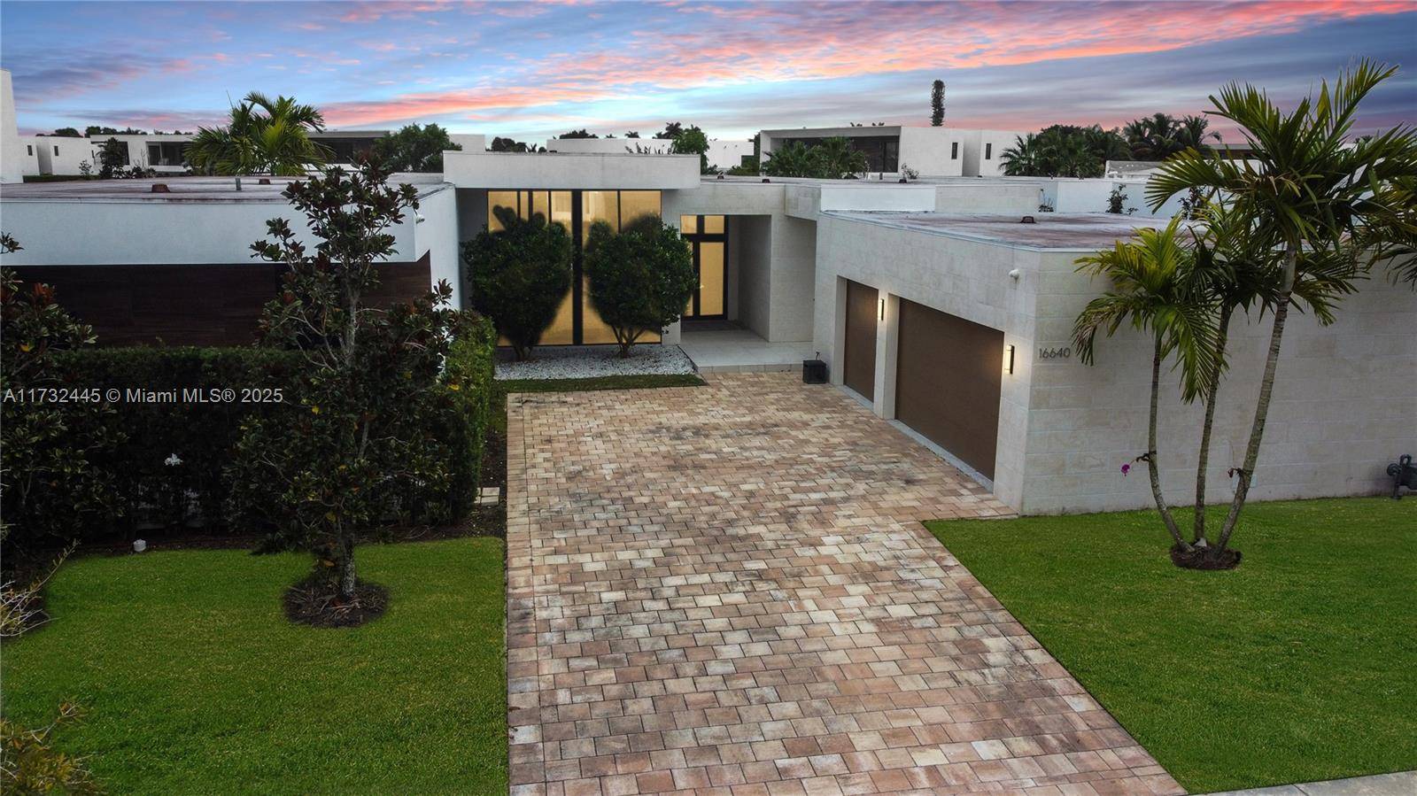 Weston, FL 33326,16640 Sunset Way