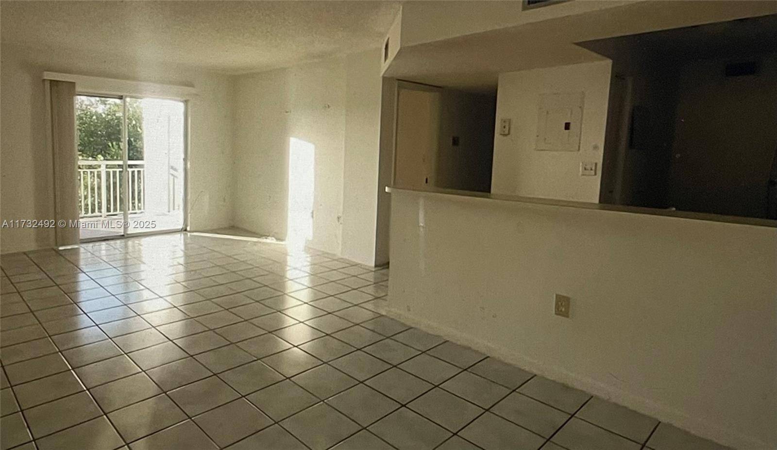 Cutler Bay, FL 33189,8580 SW 212th St #301