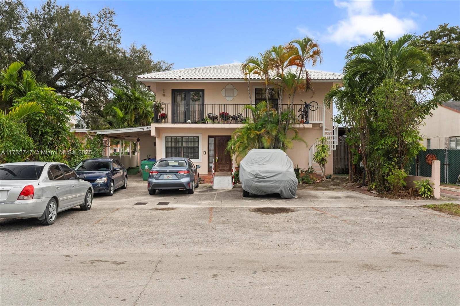 Miami, FL 33145,2740 SW 23rd St