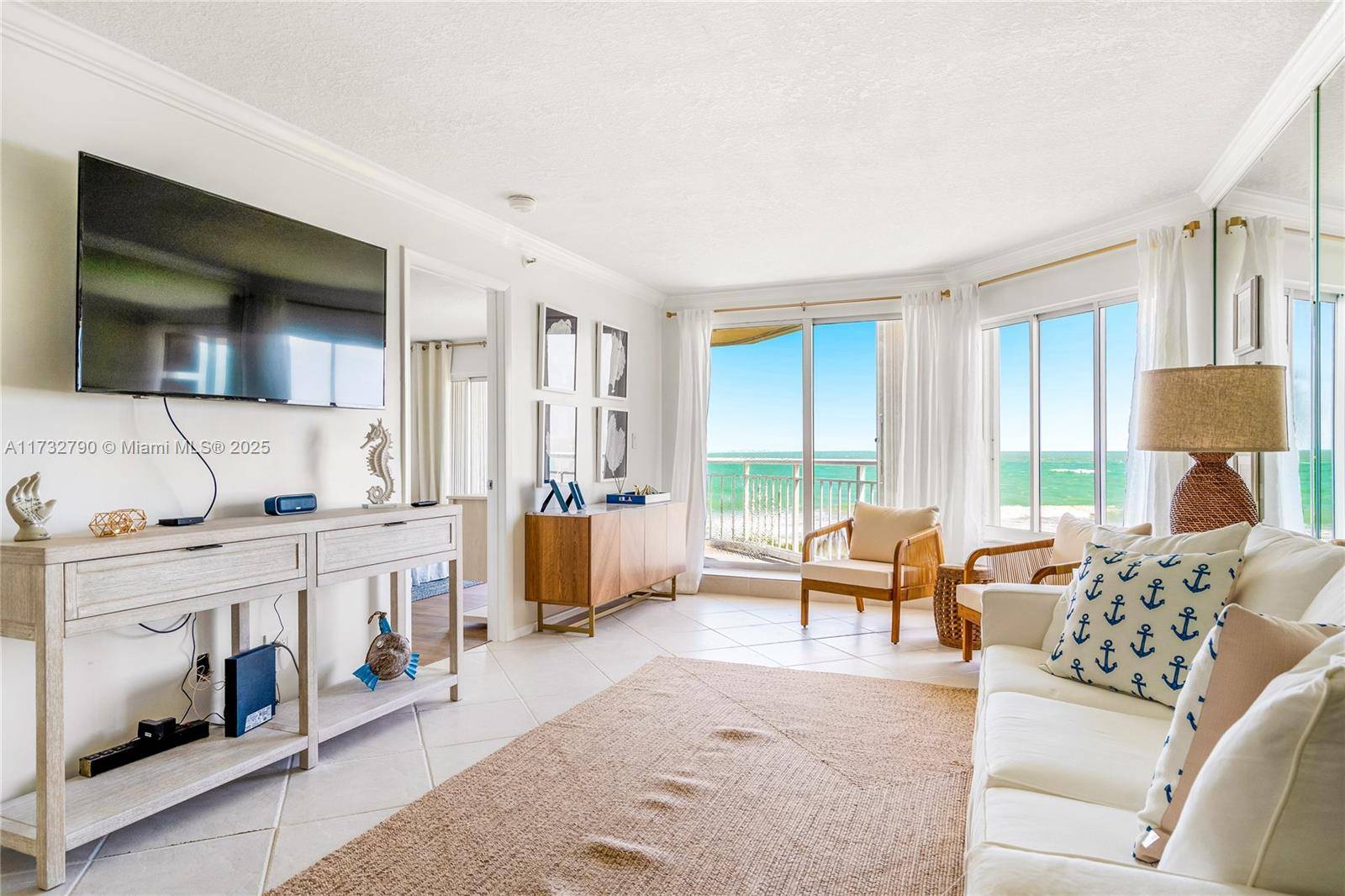 Hutchinson Island, FL 34949,3870 N Highway A1a #405
