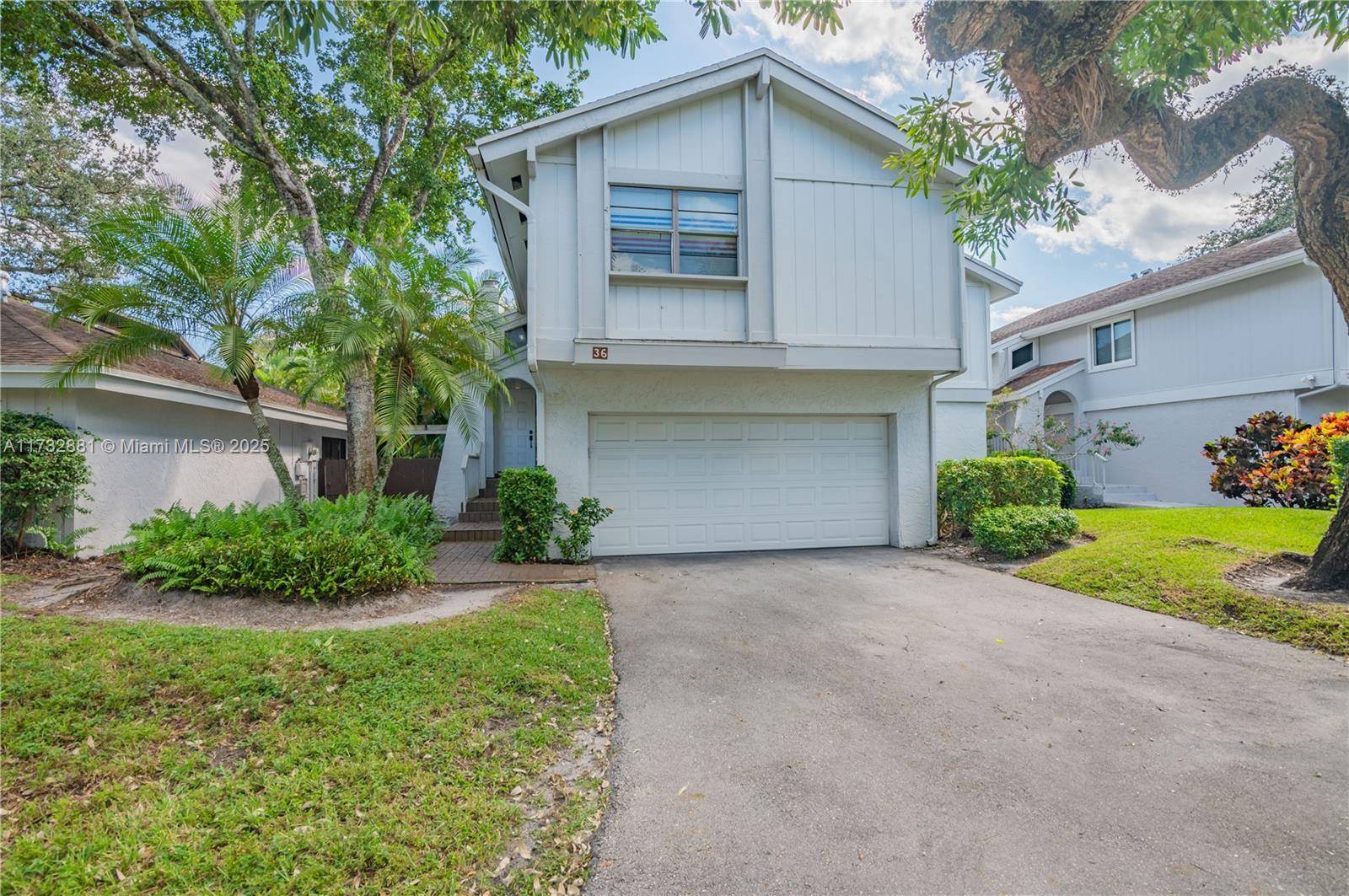 Hollywood, FL 33021,36 Eastmont Rd