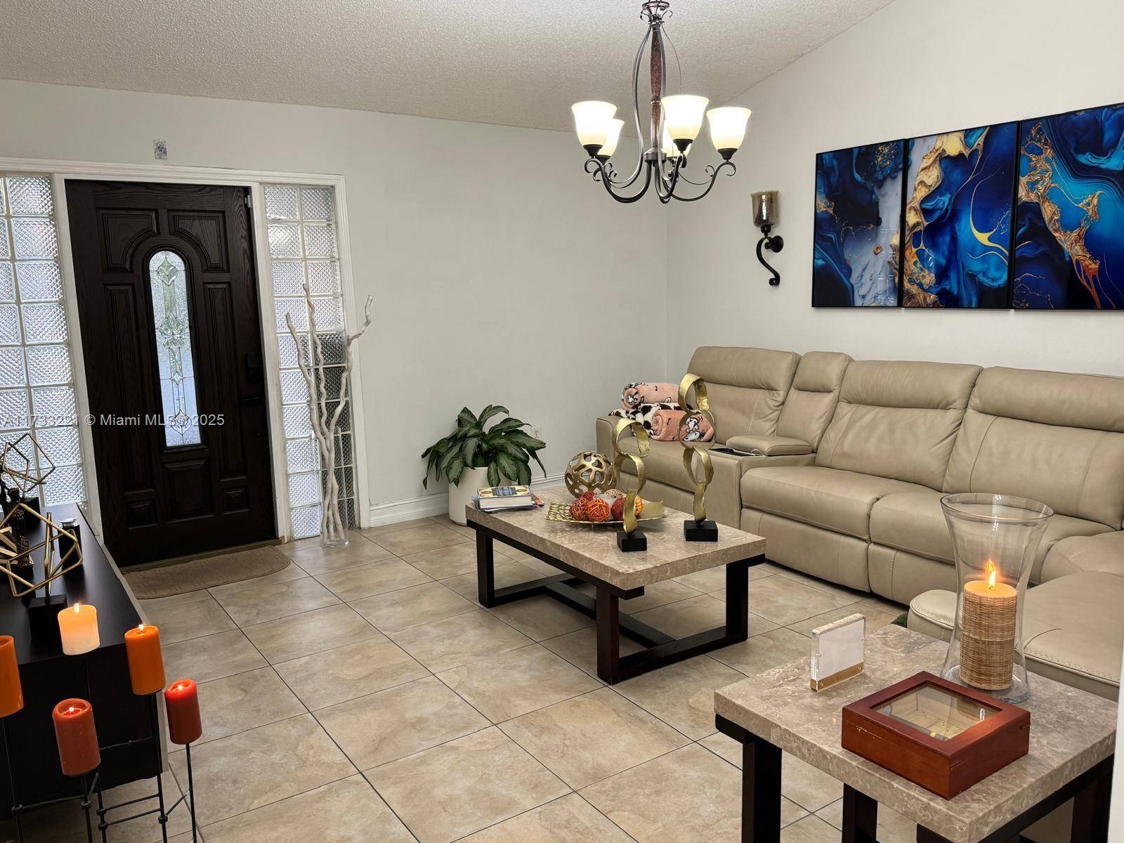 Miami, FL 33177,20501 SW 124th Ct