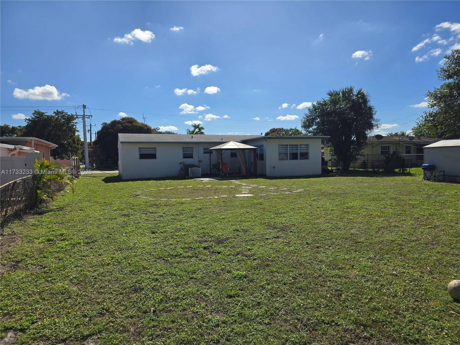 Miramar, FL 33023,6651 SW 25th St