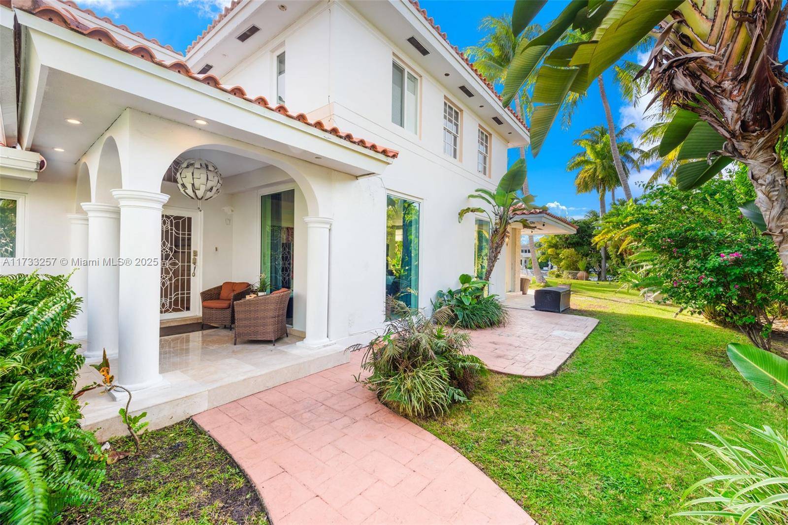 Miami Beach, FL 33140,700 W 47th St