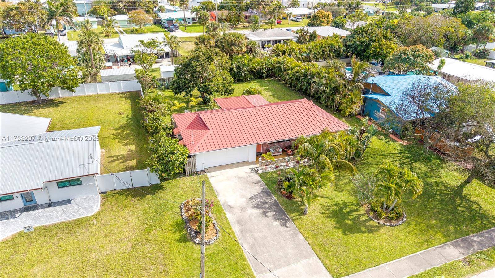 Fort Pierce, FL 34949,336 Fernandina St