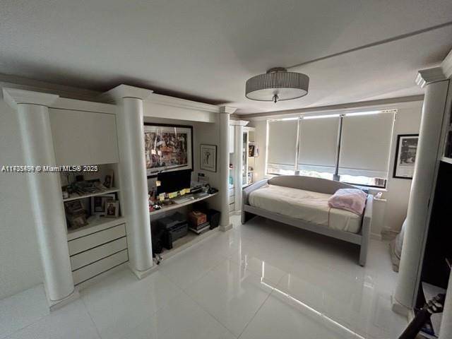 Miami, FL 33181,1800 NE 114th St #1602