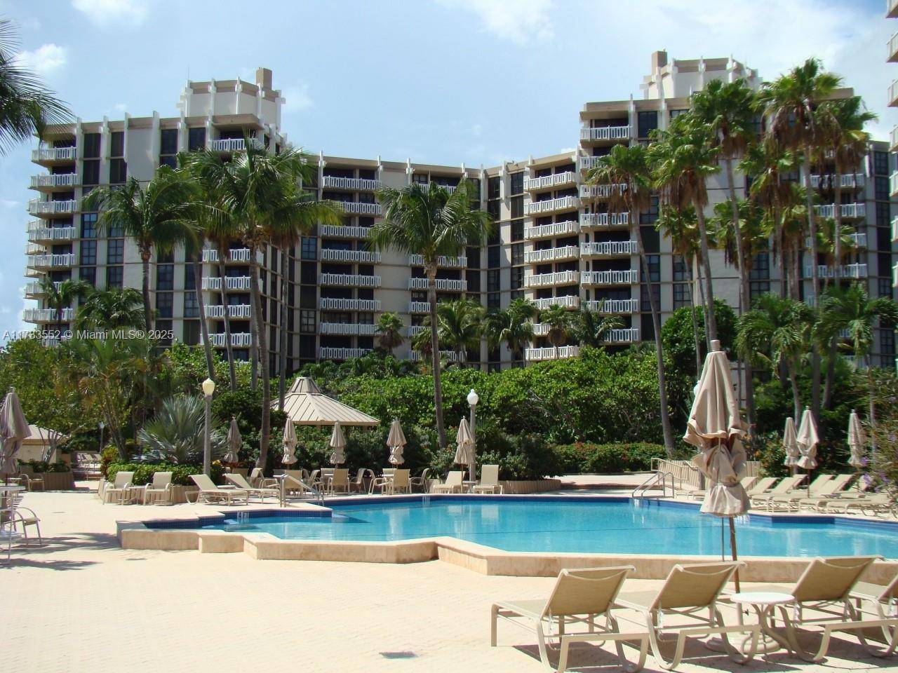 Key Biscayne, FL 33149,1121 Crandon Blvd #E904