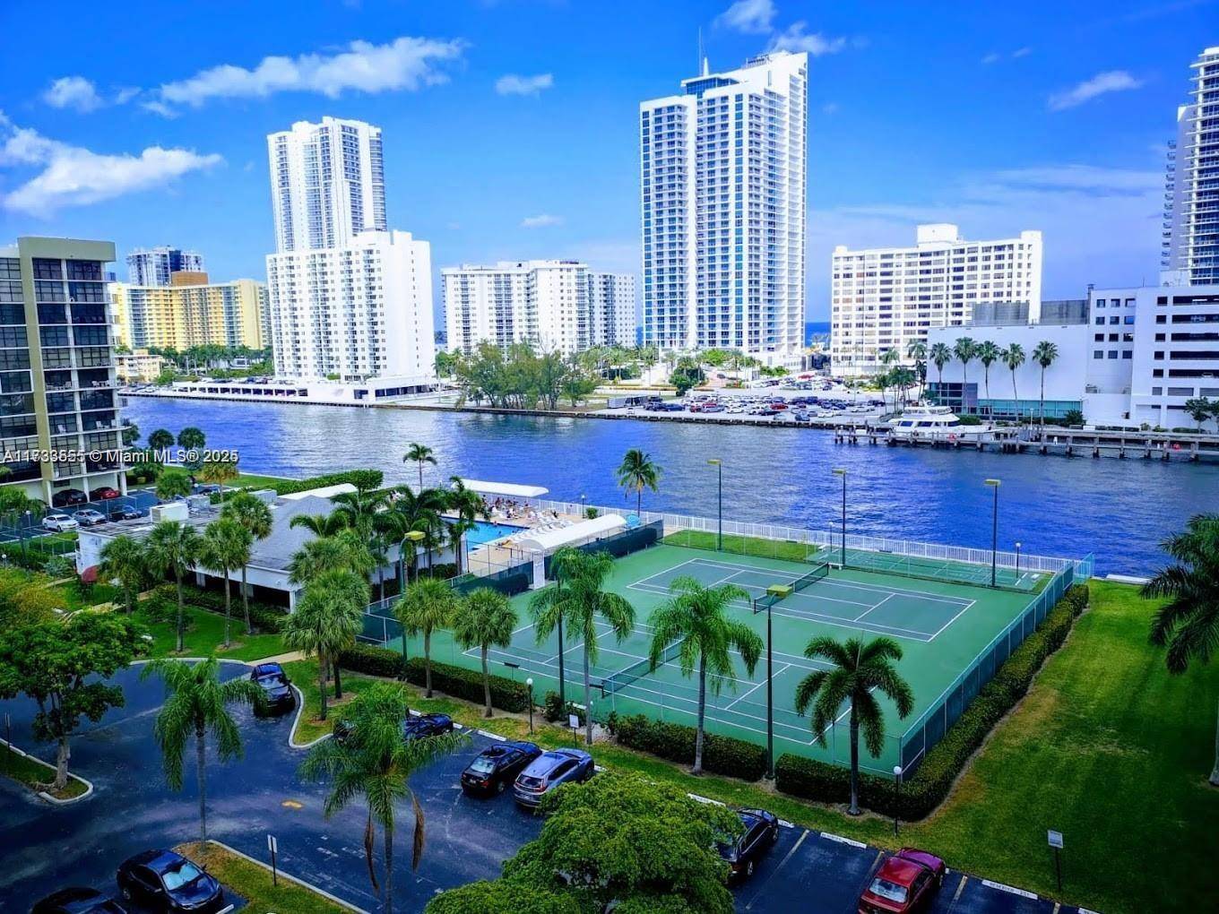 Hallandale Beach, FL 33009,1000 Parkview Dr #531