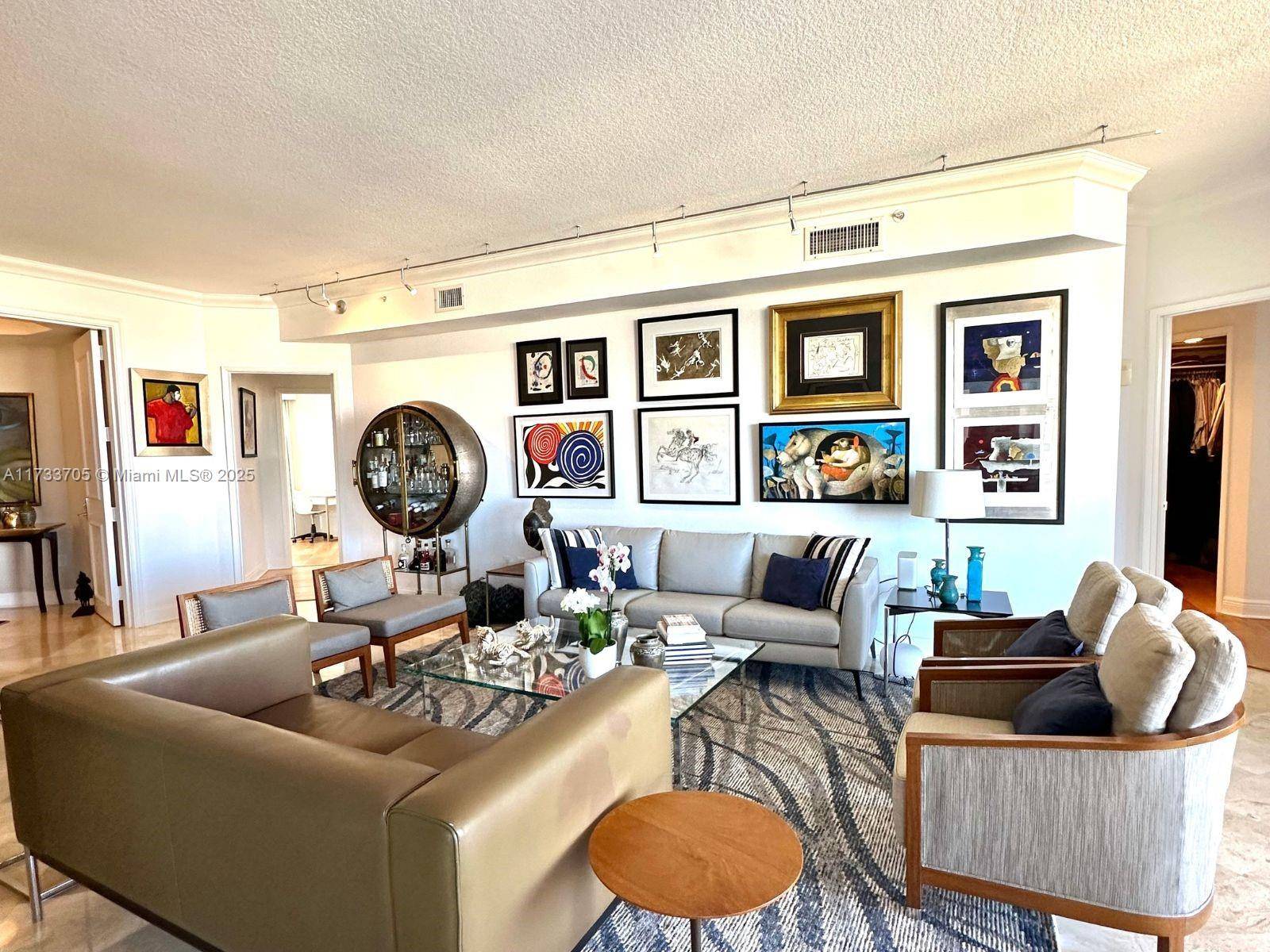 Key Biscayne, FL 33149,741 Crandon Blvd #PH4