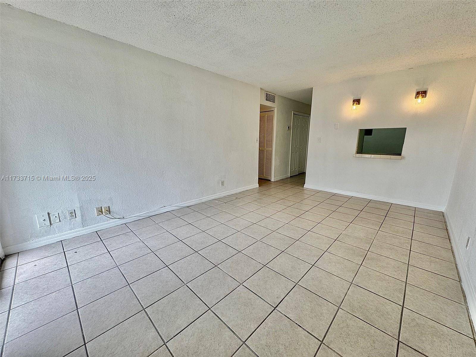 Miami, FL 33126,4550 NW 9th St #415E
