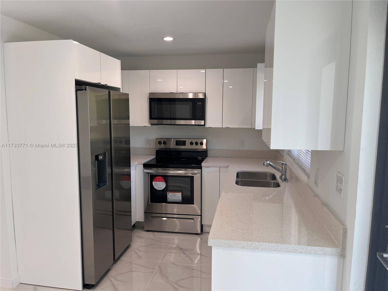 Miami, FL 33177,21226-21230 SW 119th Ave