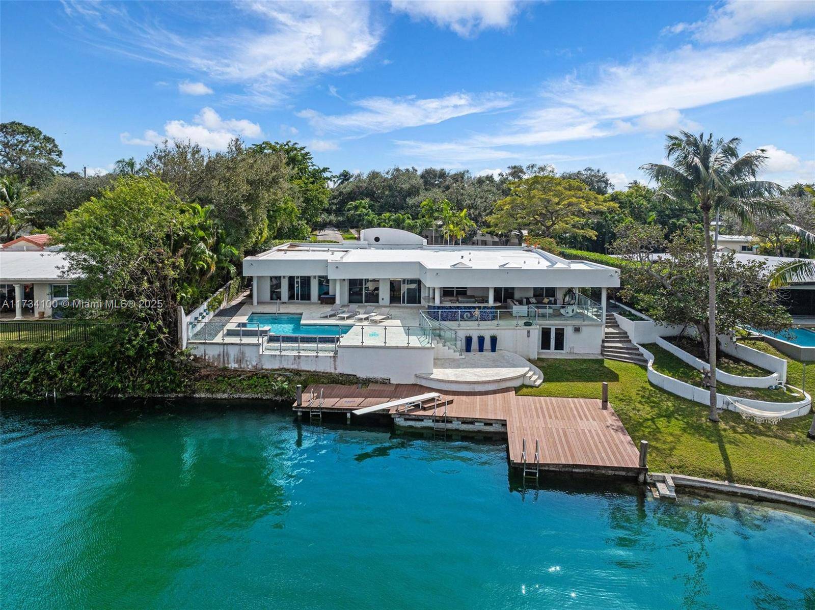 North Miami Beach, FL 33179,2091 NE 191st Dr