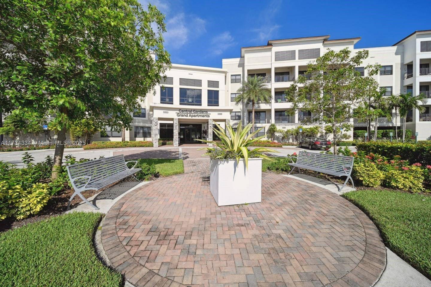Palm Beach Gardens, FL 33418,3333 Central Gardens Circle #Elite