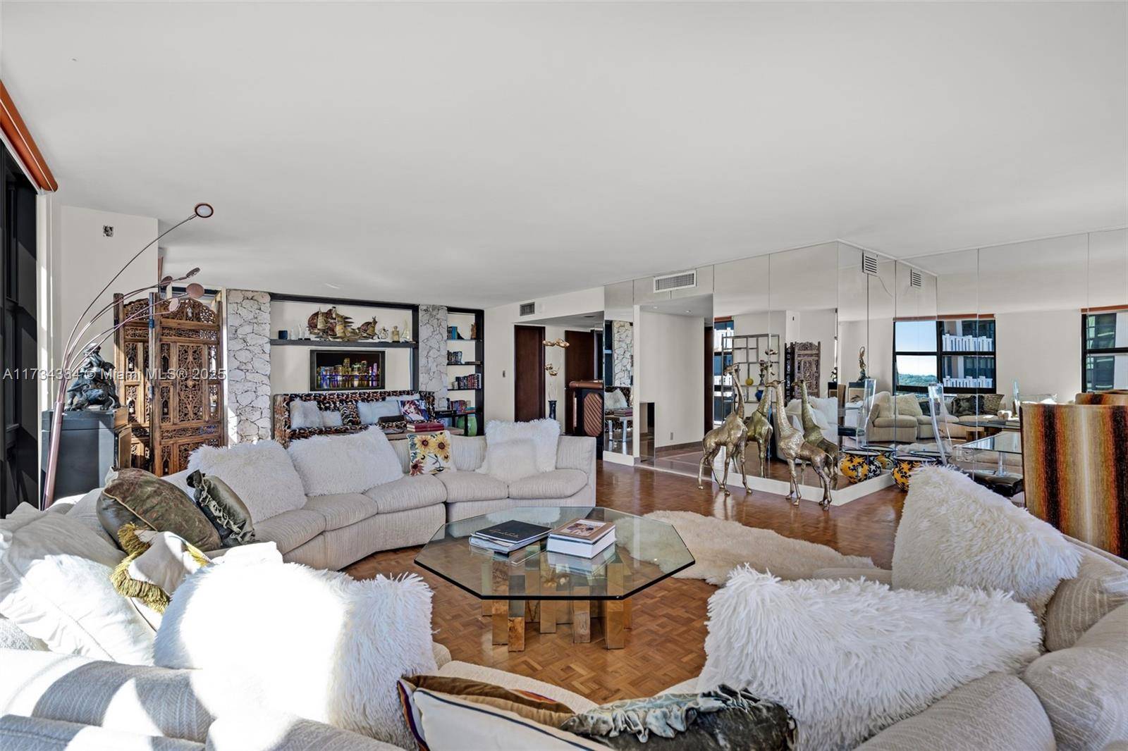 Key Biscayne, FL 33149,1121 Crandon Blvd #F602