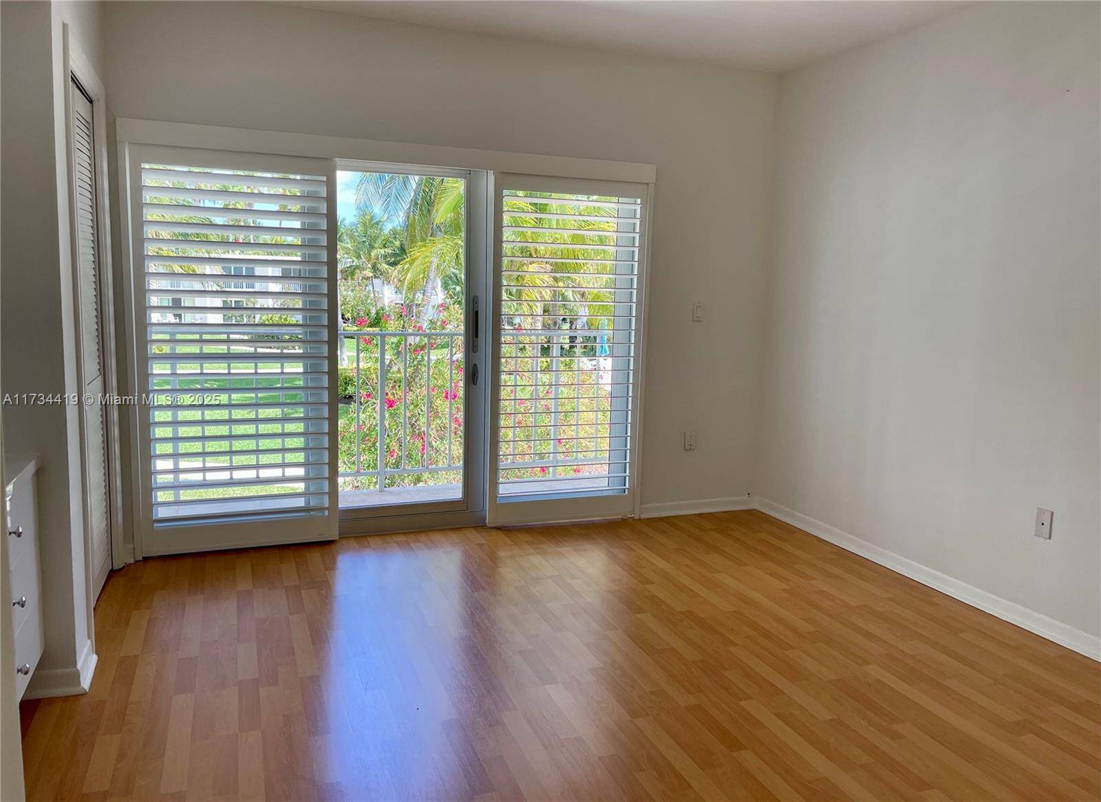 Key Biscayne, FL 33149,881 Ocean Dr #TH6
