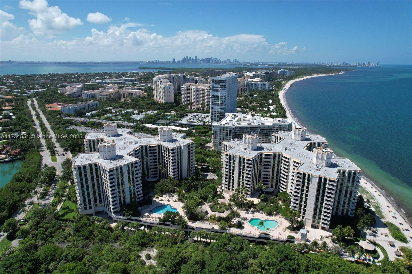 Key Biscayne, FL 33149,1121 Crandon Blvd #E904