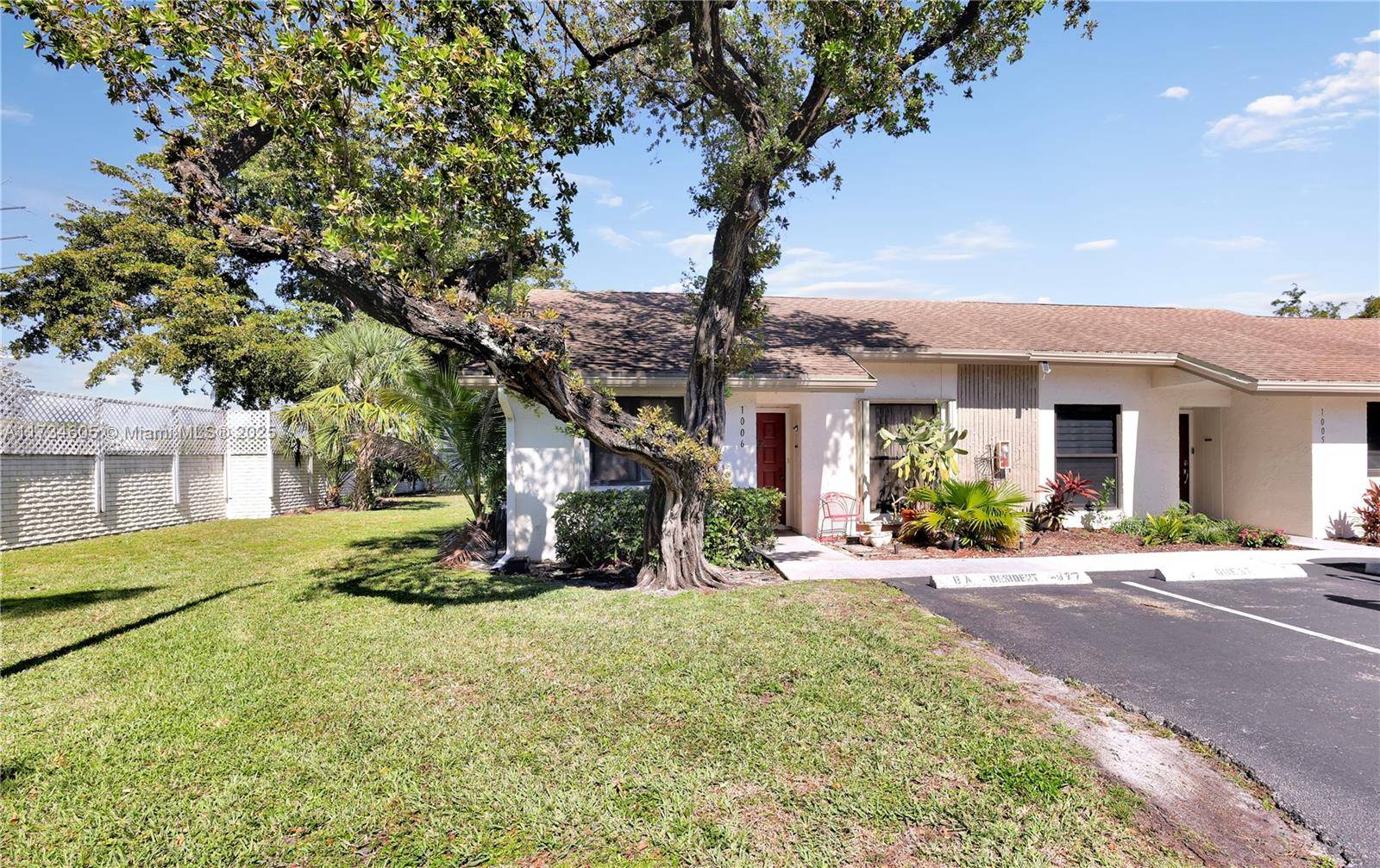 Oakland Park, FL 33309,3064 S Oakland Forest Dr #1006
