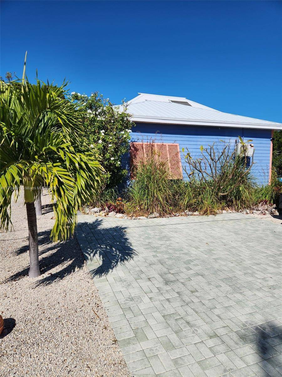 Long Key, FL 33001,109 S Layton Dr