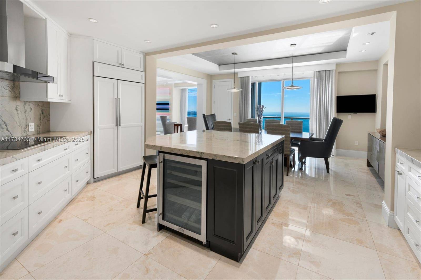 Miami, FL 33131,1425 Brickell Ave #50F+A