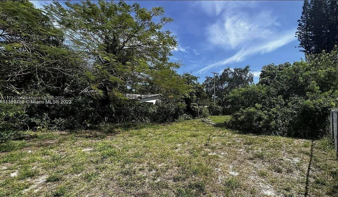 Hollywood, FL 33020,1924 Sheridan St