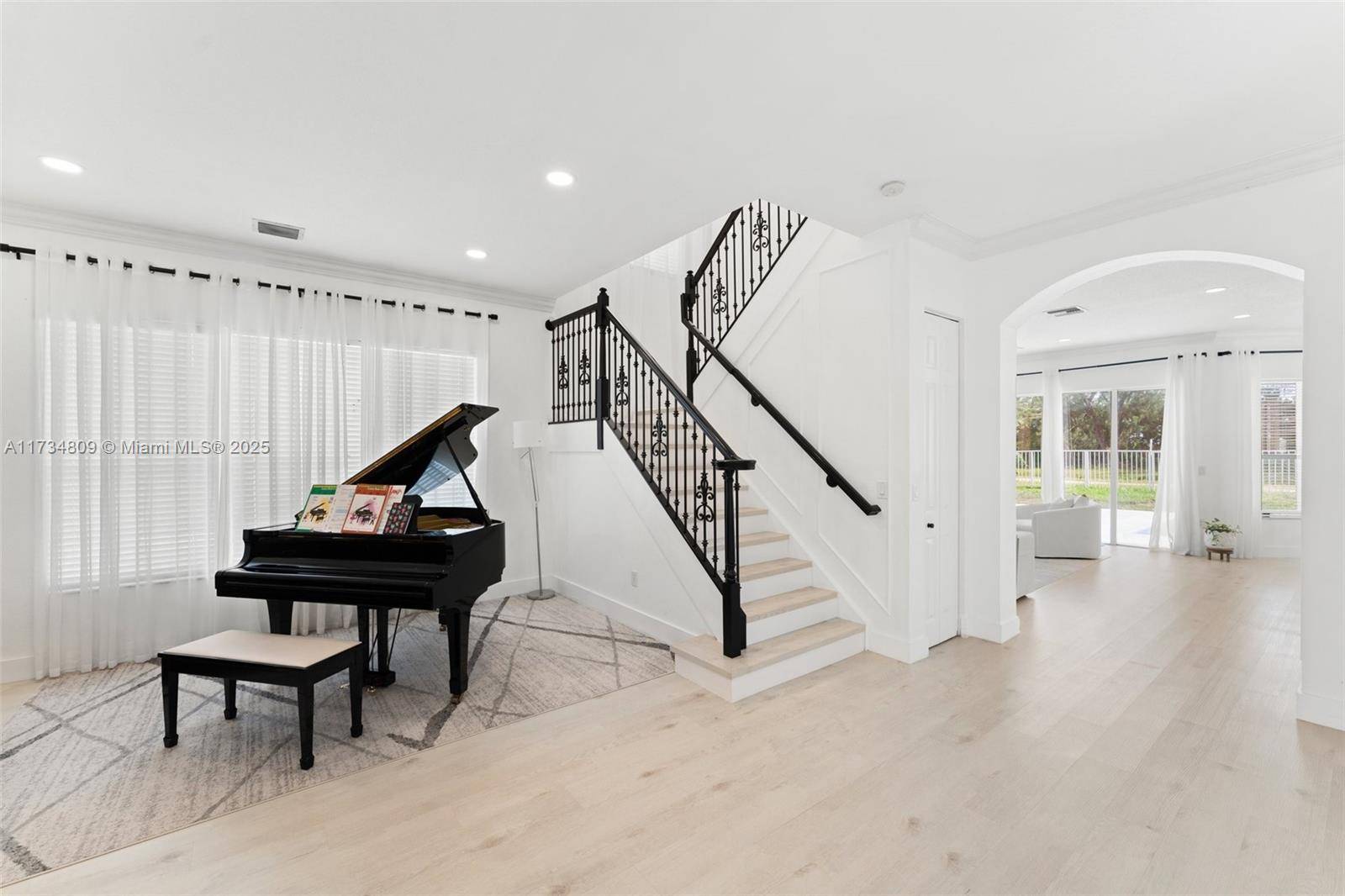 Miramar, FL 33029,18564 SW 55th St