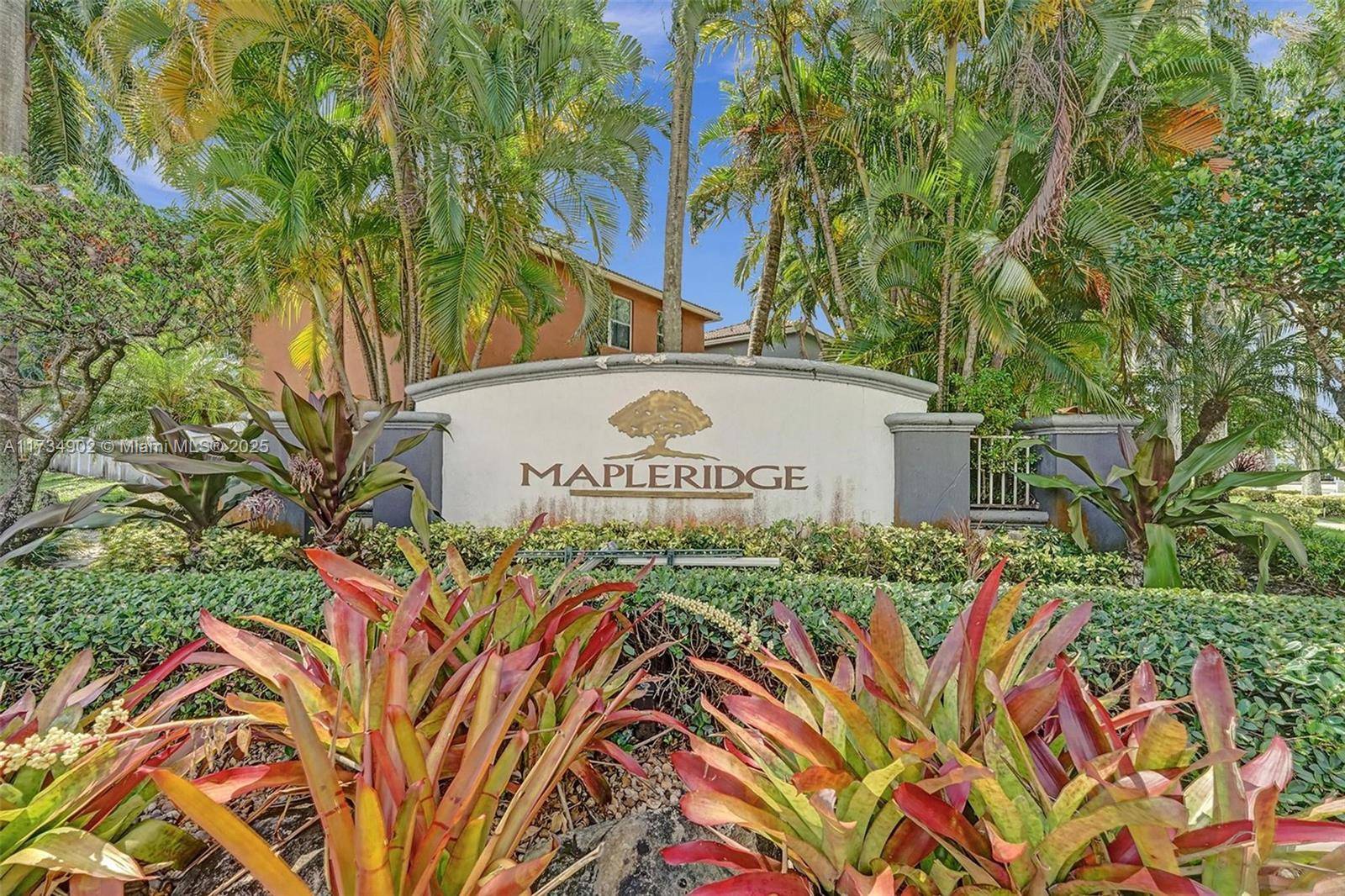 Hollywood, FL 33312,3829 SW 51st St