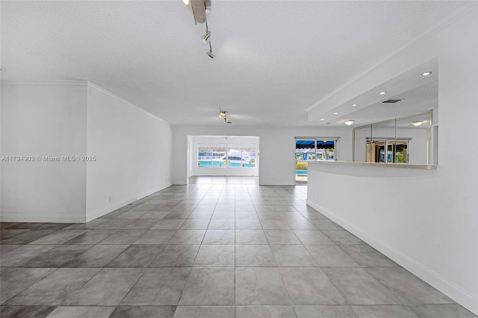 Pompano Beach, FL 33062,2632 SE 10th Ct