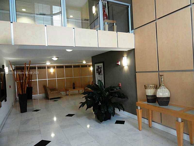 Miami Beach, FL 33141,6770 Indian Creek Dr #5T