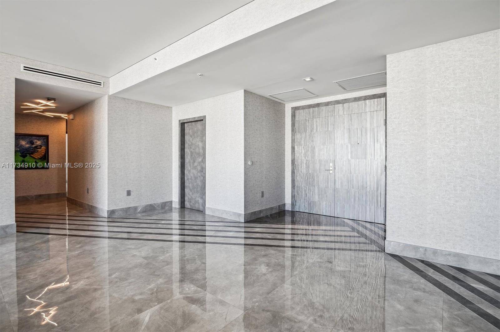 Sunny Isles Beach, FL 33160,330 Sunny Isles Blvd #5-UPH04