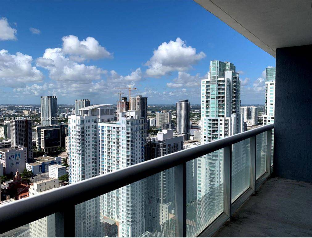 Miami, FL 33132,50 Biscayne Blvd #4609