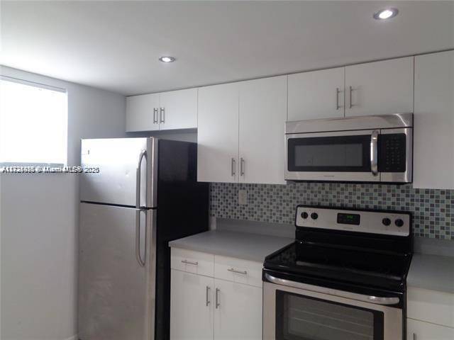 Coral Springs, FL 33071,1075 Riverside Dr #304