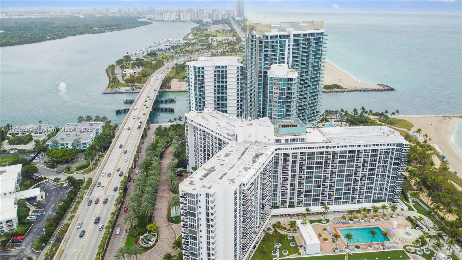 Bal Harbour, FL 33154,10275 Collins Ave #817