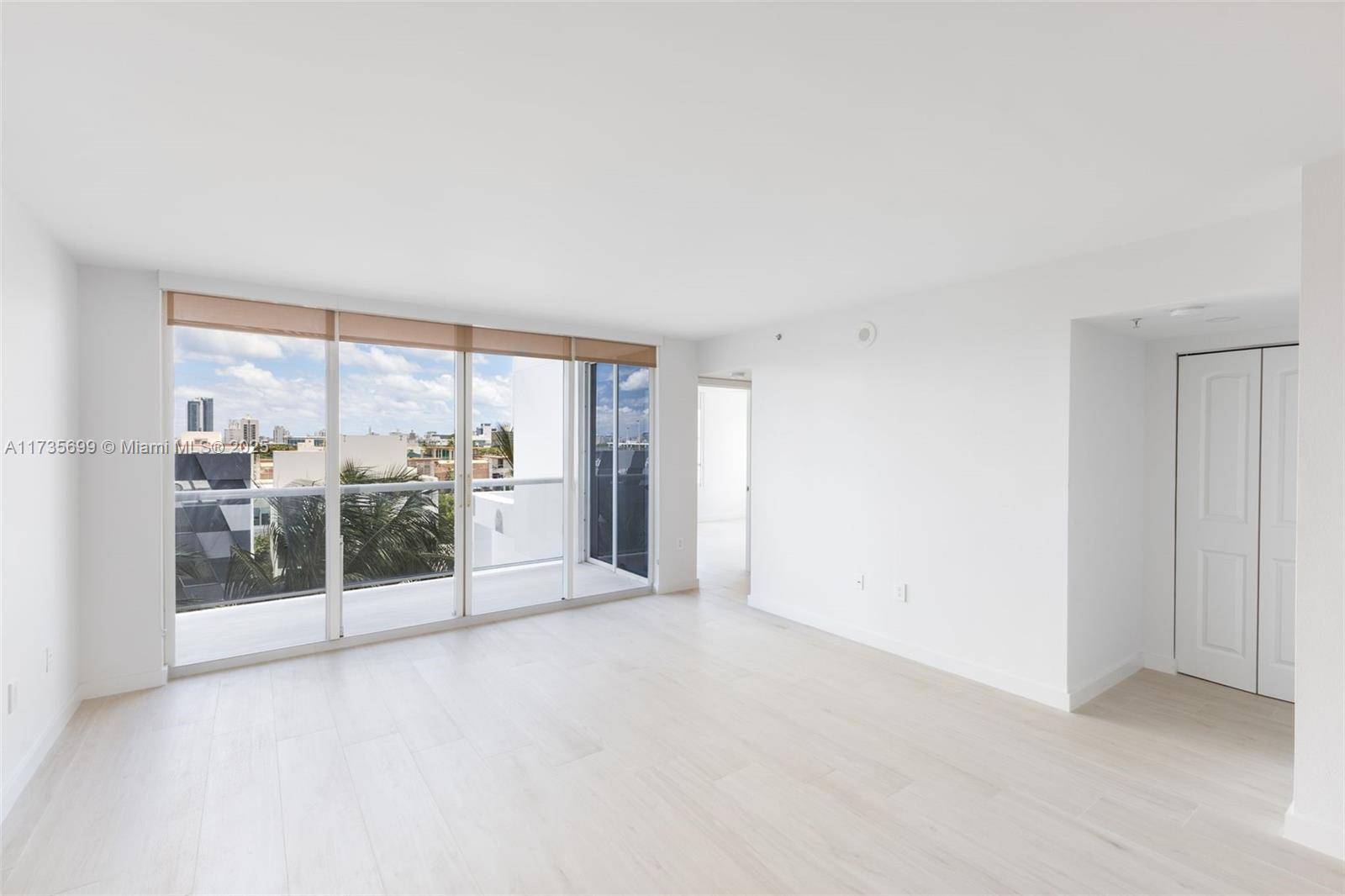 Miami Beach, FL 33139,1800 Sunset Harbour Dr #701