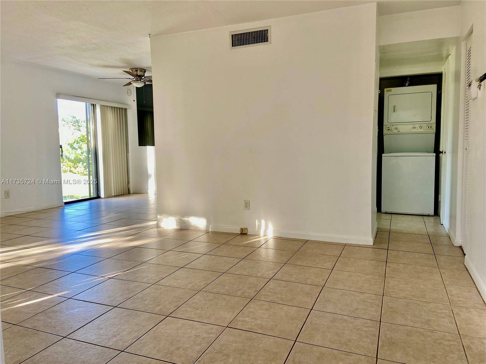 Palmetto Bay, FL 33157,9112 SW 159th Ter #A