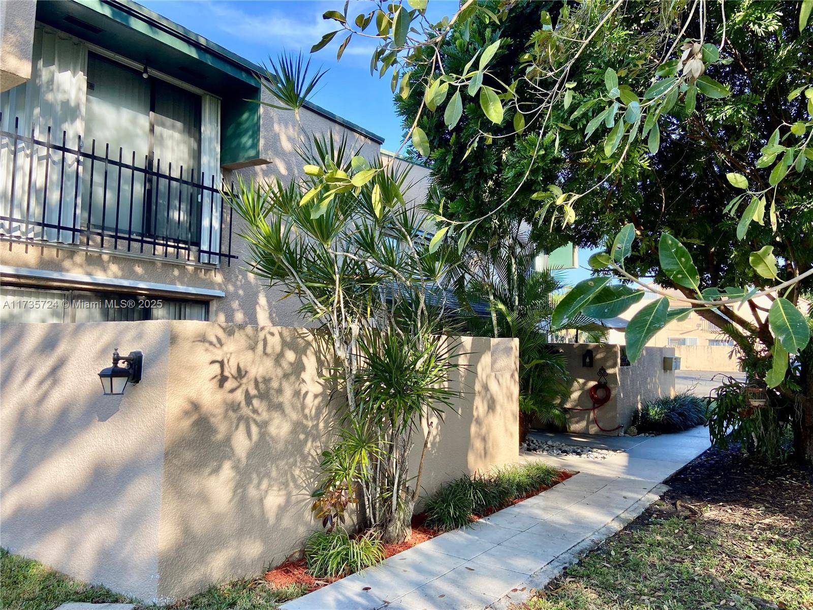 Palmetto Bay, FL 33157,9112 SW 159th Ter #A