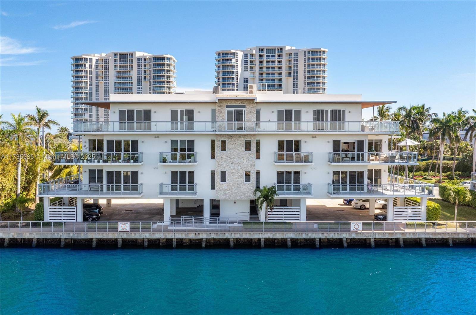 Hollywood, FL 33019,6100 N Ocean Dr #3S
