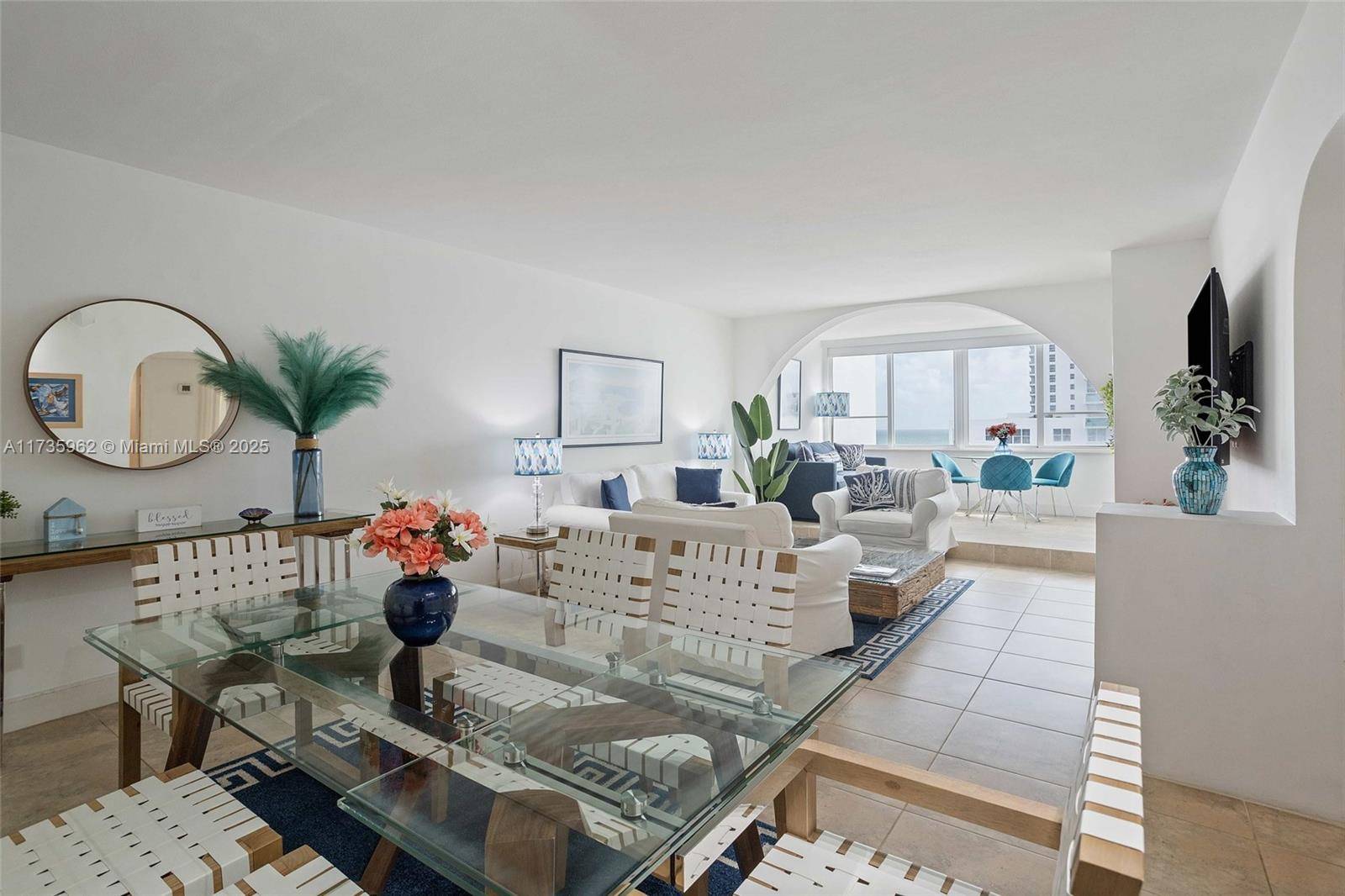 Miami Beach, FL 33140,5005 Collins Ave #1118