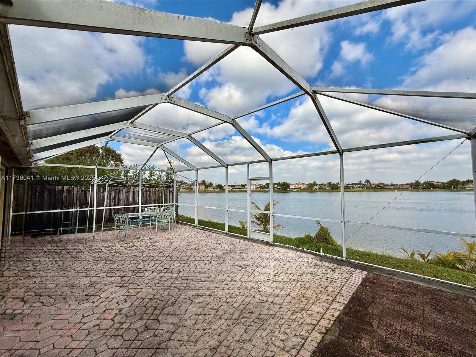 Miami, FL 33186,12279 SW 140th St