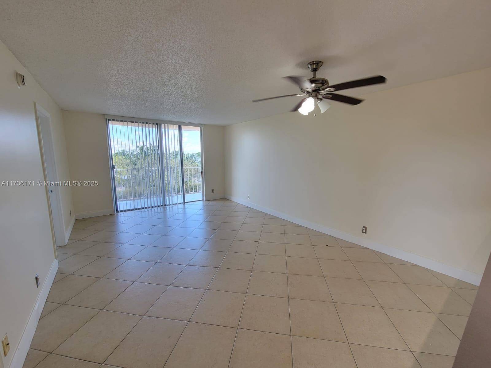 West Palm Beach, FL 33401,500 Executive Center Dr #4A