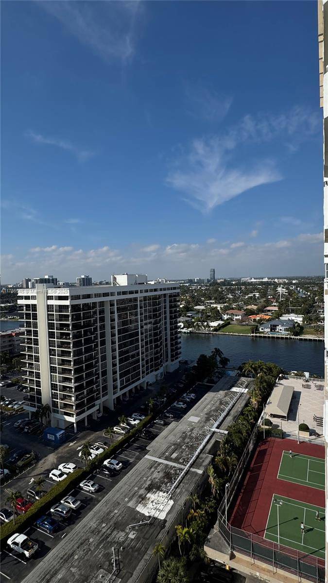 Hallandale Beach, FL 33009,1985 S Ocean Dr #16G