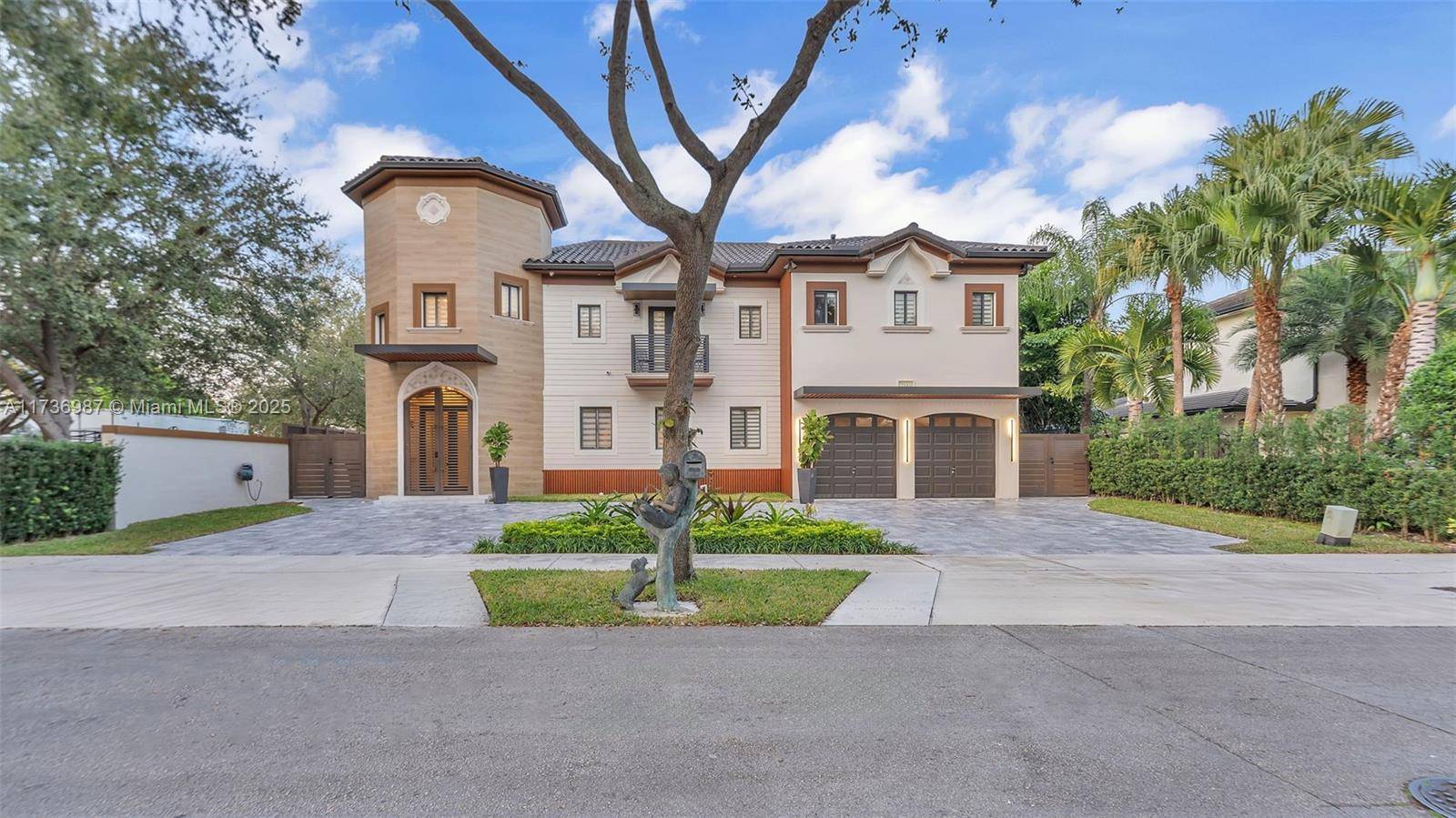 Miami Lakes, FL 33016,7813 NW 165th st