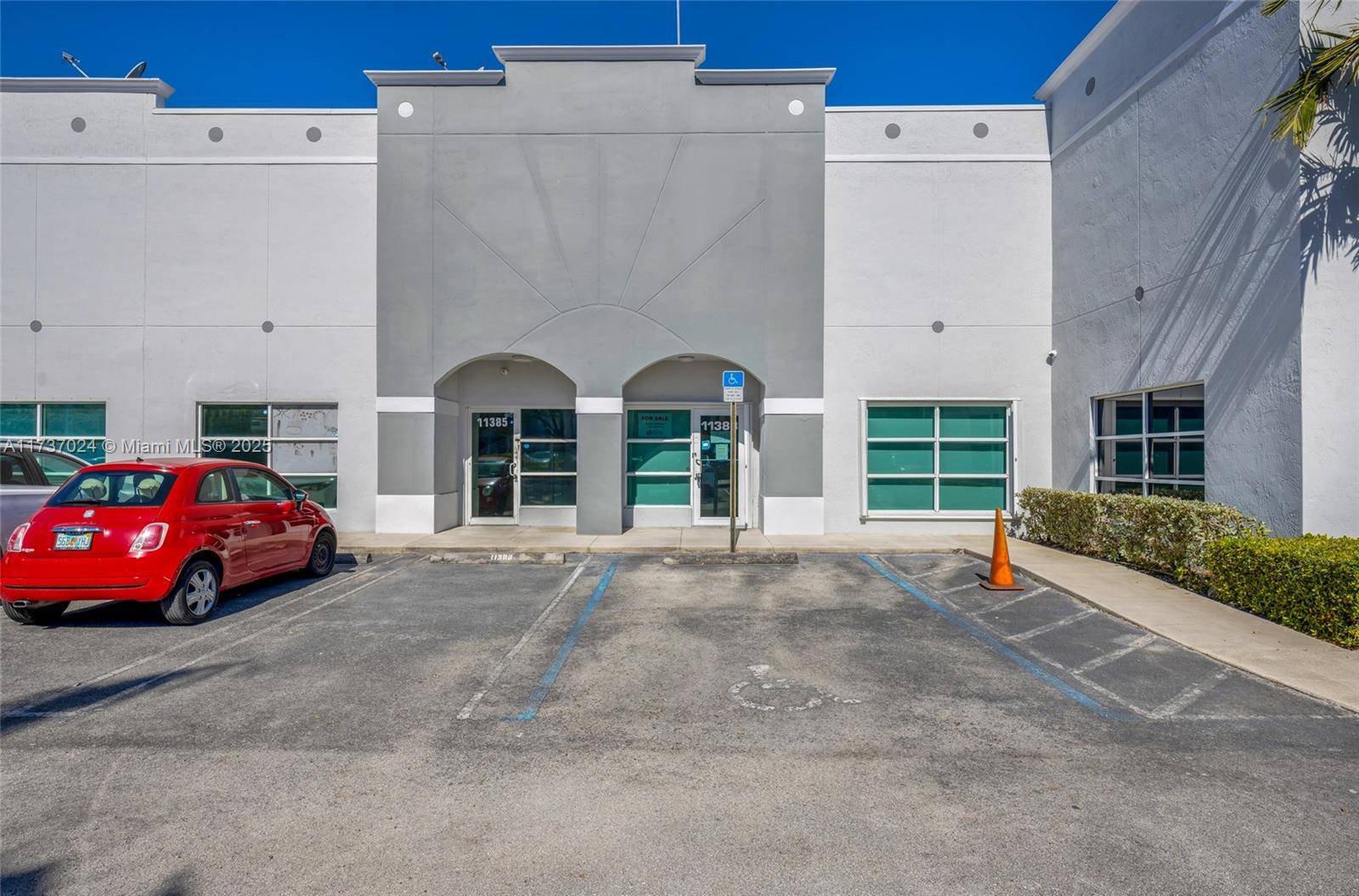 Medley, FL 33178,11383 NW 122nd St #9