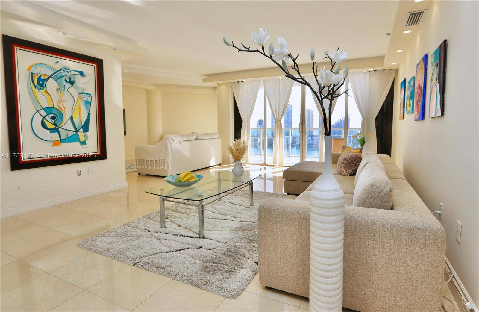 Aventura, FL 33160,4000 Island Blvd #2402