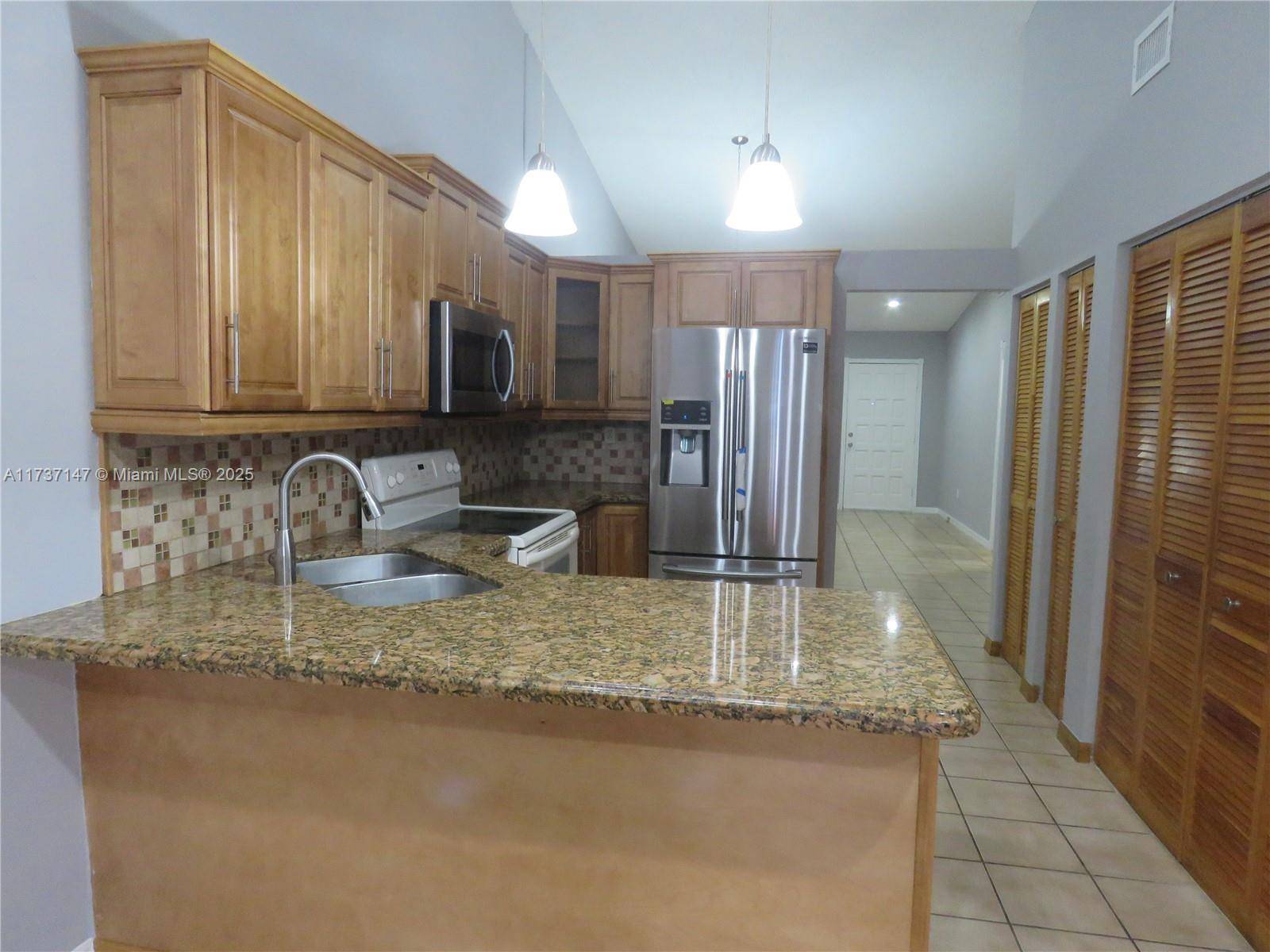 Hialeah, FL 33016,5891 W 21st Ct