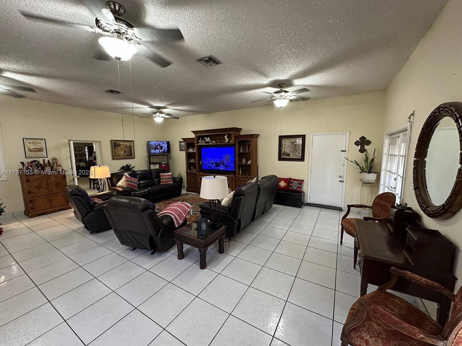 Miami Springs, FL 33166,456 Palmetto Dr