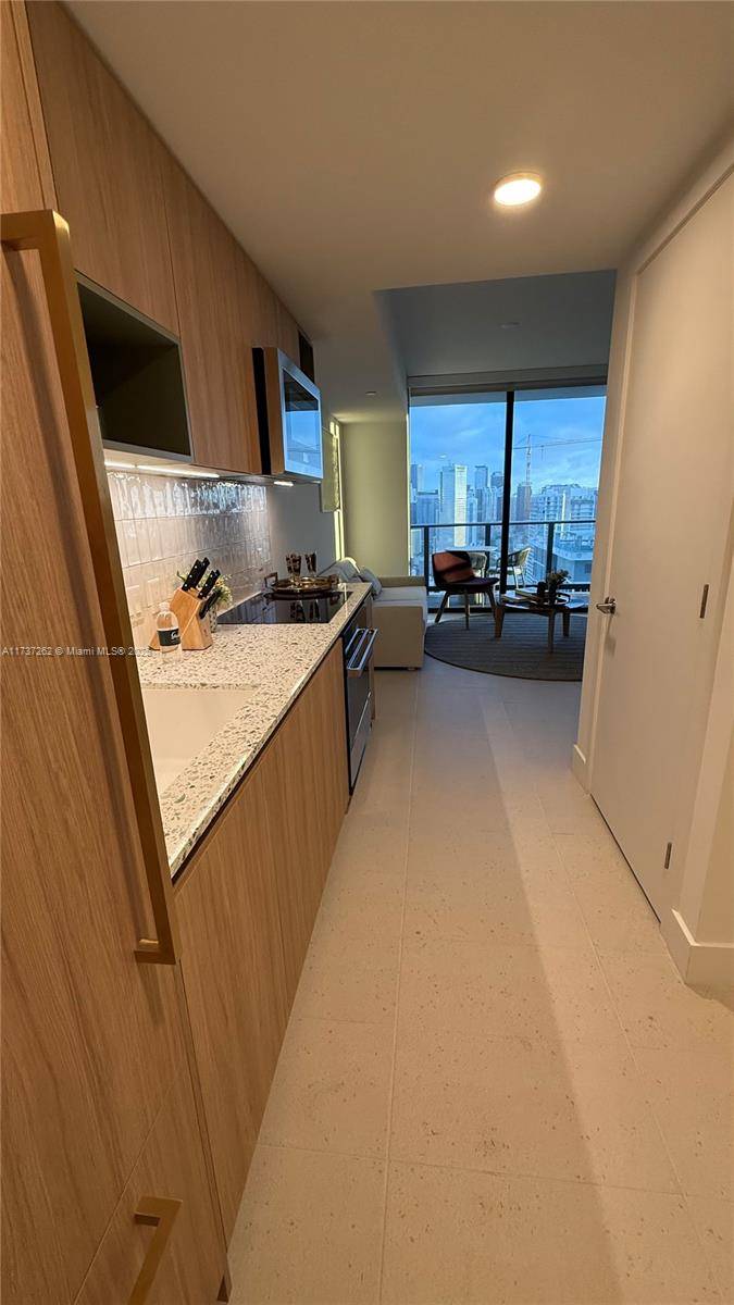 Miami, FL 33132,601 NE 1ST AVE #3807