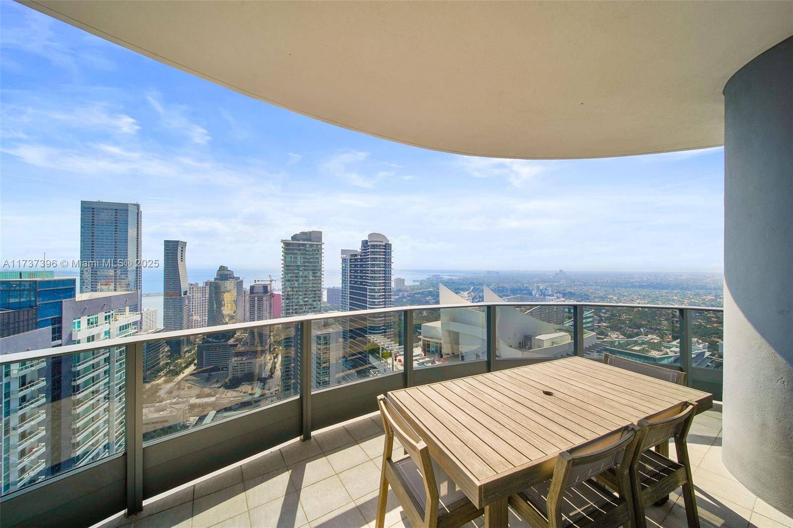 Miami, FL 33131,1000 Brickell Plaza #PH5002