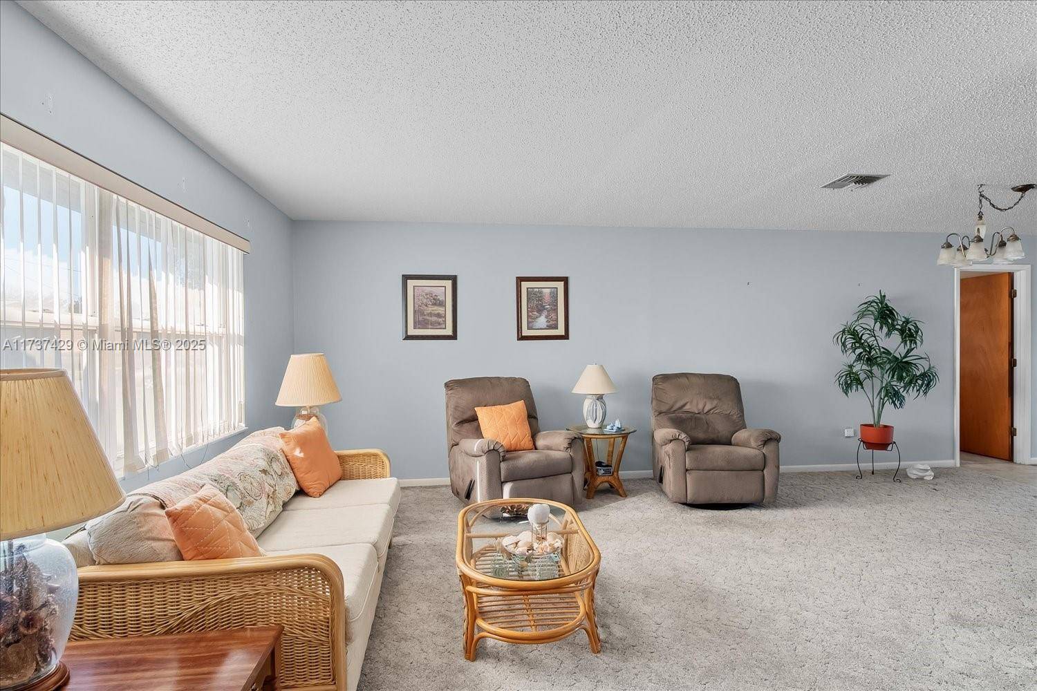 Lake Placid, FL 33852,128 NE Citrus
